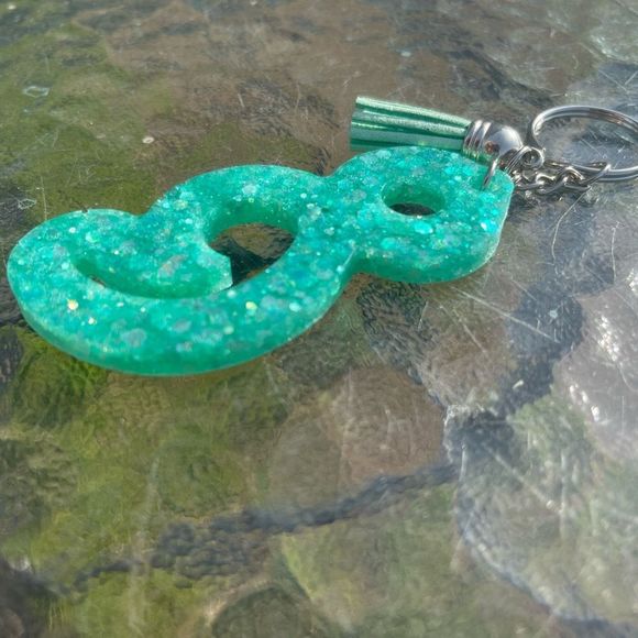 Teal Custom Resin Keychain | Keep Going Keychain | Mental Health Keychain - Picture 5 of 8